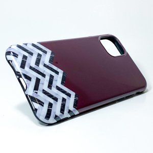 iPhone 11 Bumper Case - Burgundy Wave